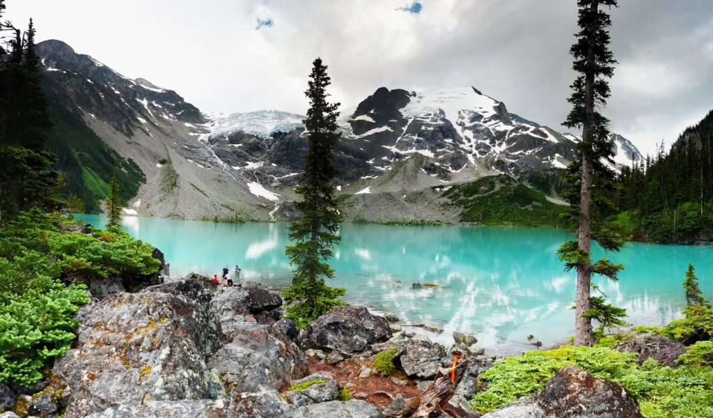 hikes near vancouver, best hikes near vancouver, best hikes in bc, amazing hikes in british columbia, top canadian hikes, hiking trails in lower mainland, epic hikes, outdoors, explore, pnw, joffre lakes, third lake, top lake, duffy, pemberton, pemby, whistler, sea to sky