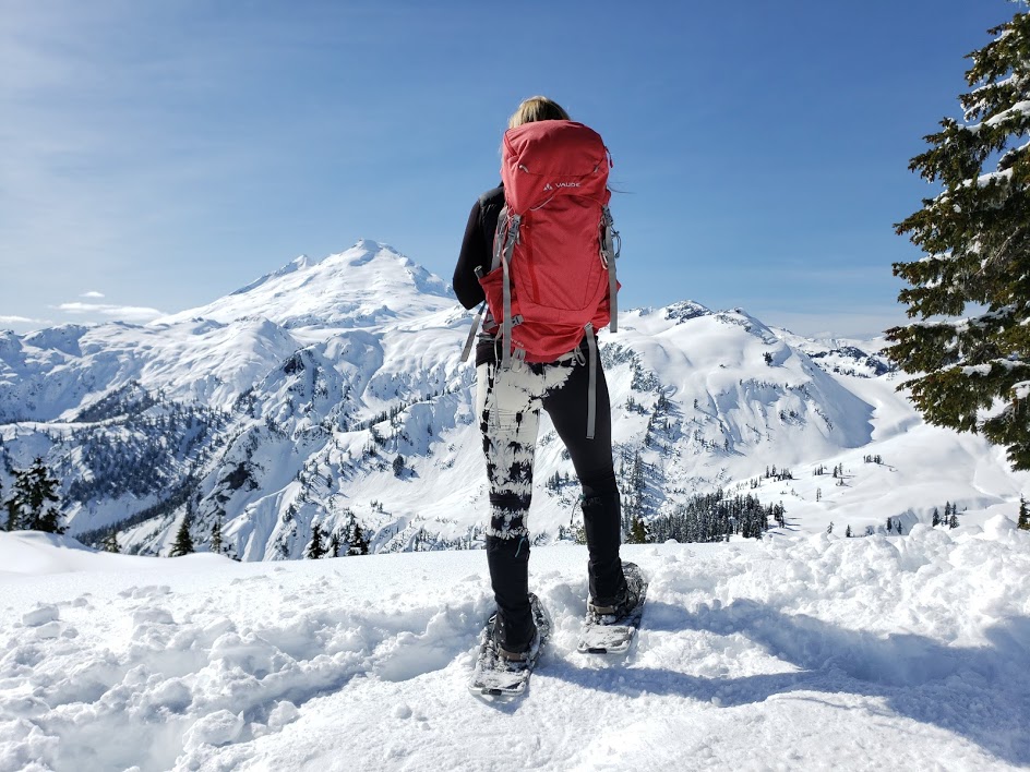 daub +design adriana leggings, mount baker artist point snowshoe, hikes near vancouver, vaude backpack